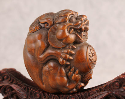 Japanese Fortune Boxwood Dragon Figure Statue Netsuke Collectable Hand Piece