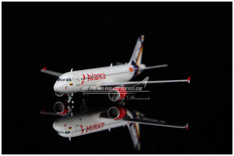1:400 GeminiJets Avianca BOEING A320 Airplane Diecast Plane Aircraft Model