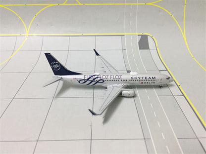 NG Models for Delta Skyteam for Boeing B737-800 N3758Y 1:400 Aircraft Model