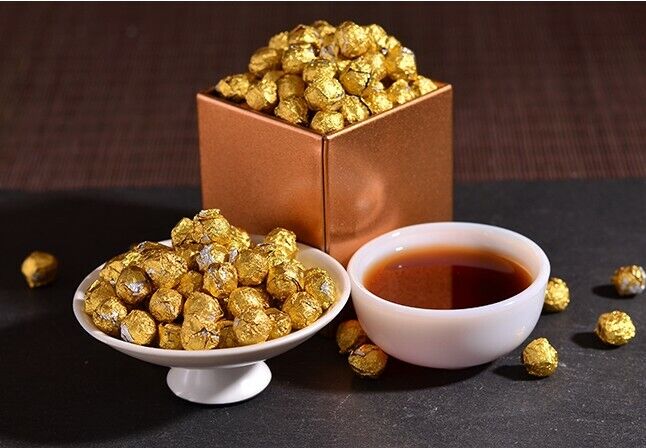 Yunnan cracked tea, China Gold tin foil packaging gift box Resin tea Pu'er tea cream-