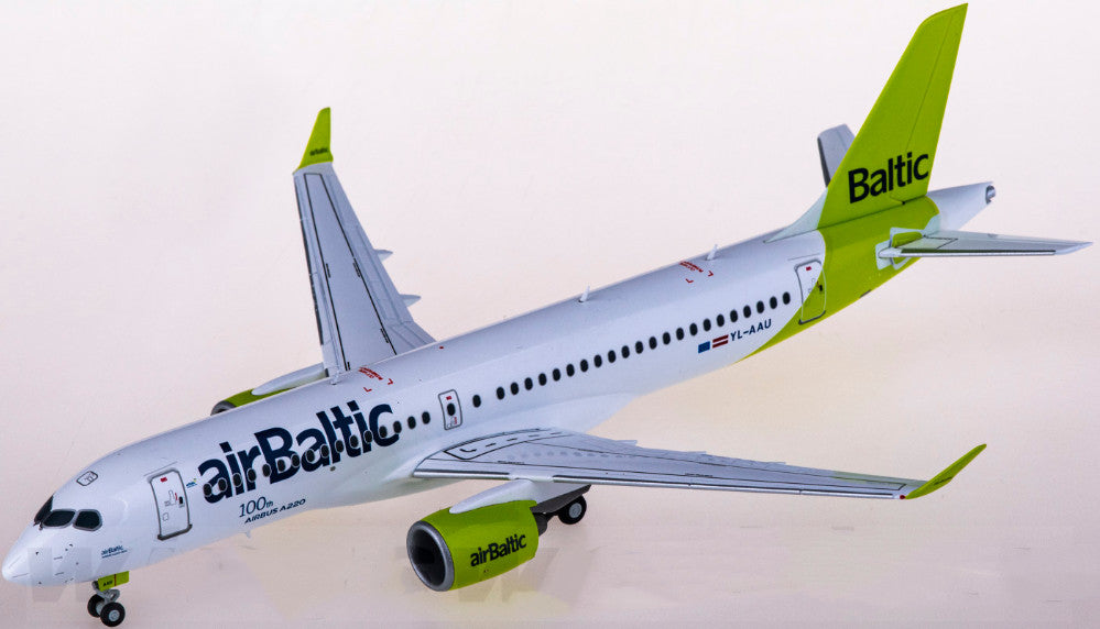 1:200 Herpa airBaltic AIRBUS A220-300 Passenger Plane Diecast Aircraft Model