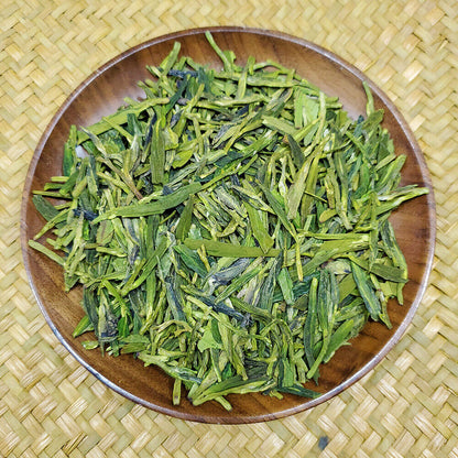 Longjing New Green Tea Strong Fragrance Labor Spring Ration Tea 500g/1.1lb