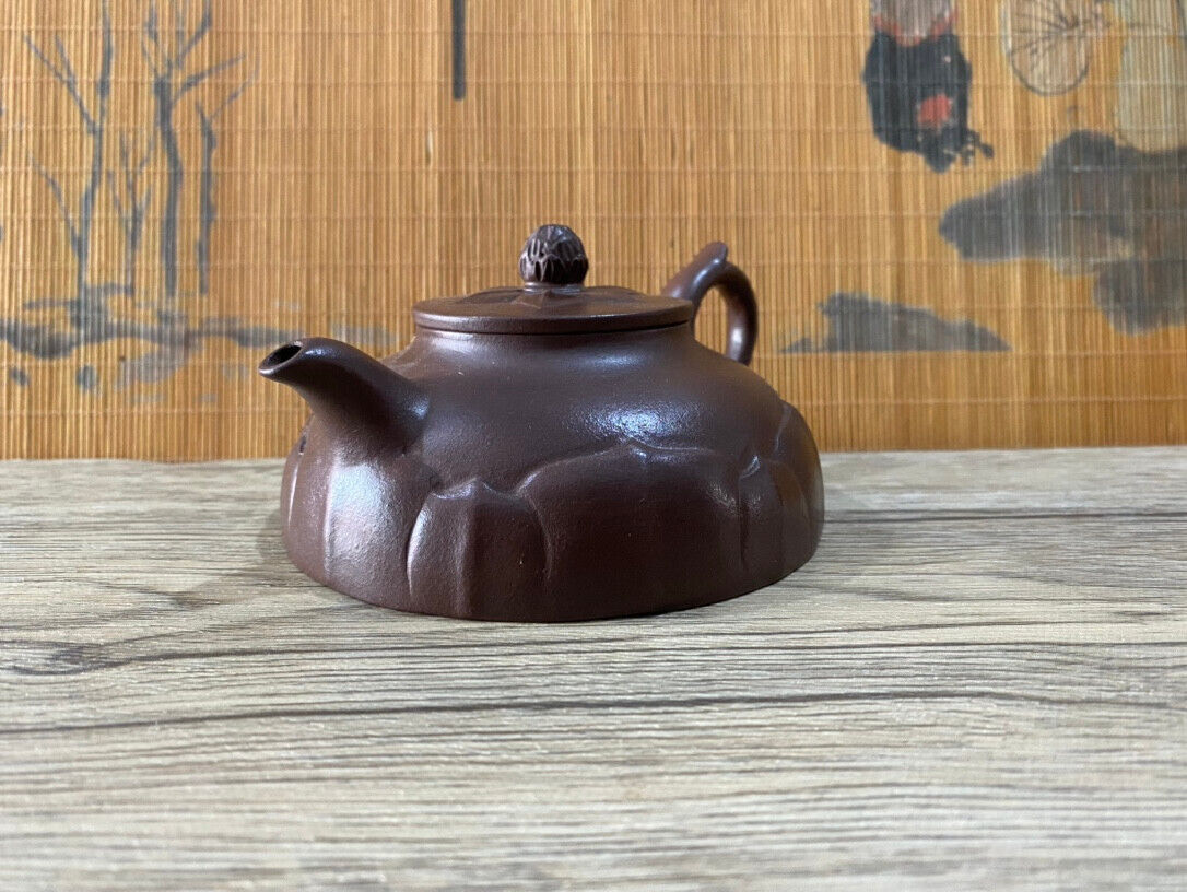 Chinese Yixing Zisha Clay Handmade Exquisite Teapot（壶 底款：如图）