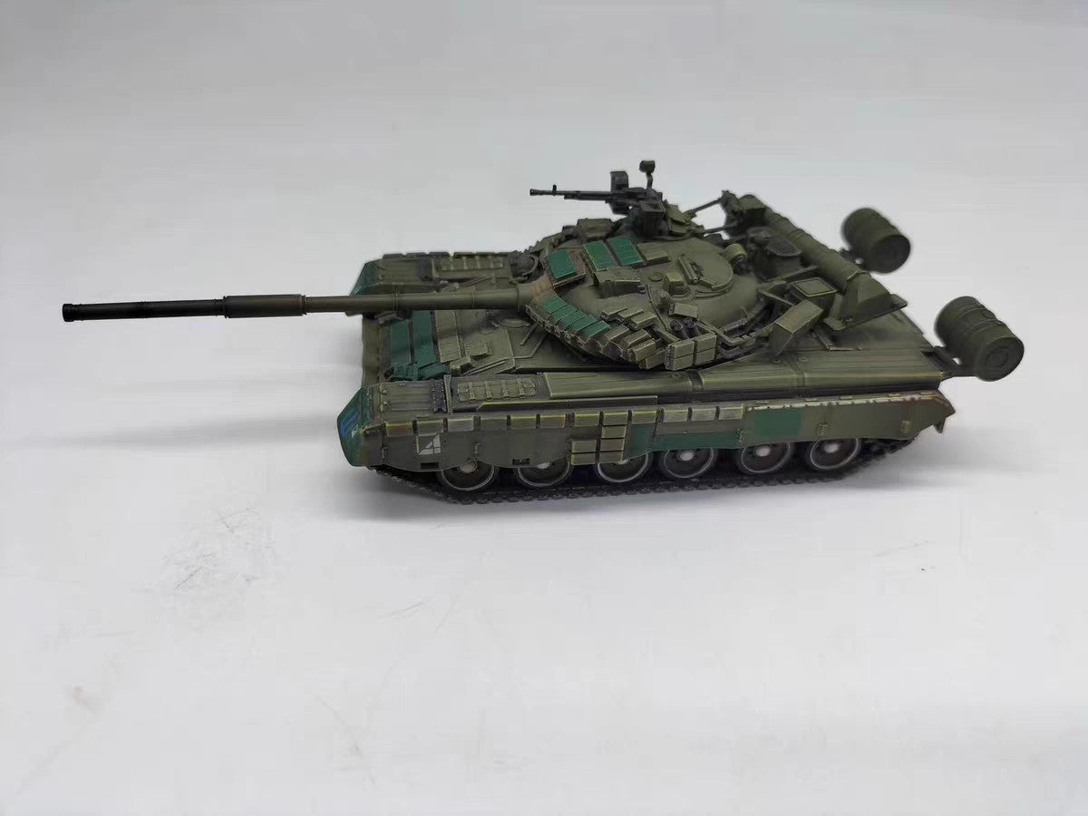 1/72 Mold Bean Ukrainian Captured Version T80BV Tank Painting Finished Model