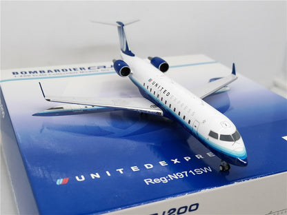 1:200 NG Model UNITED CRJ-200 Passenger Airplane Diecast Aircraft Model