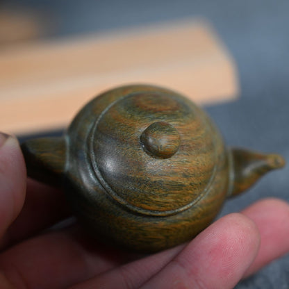 Chinese Style Green Sandalwood Carving Xishi Teapot Wood Carving Handicraft