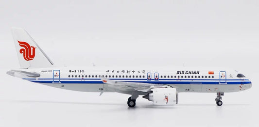 1:400 JC Wings Air China Comac C919 Passenger Airplane Diecast Plane Model