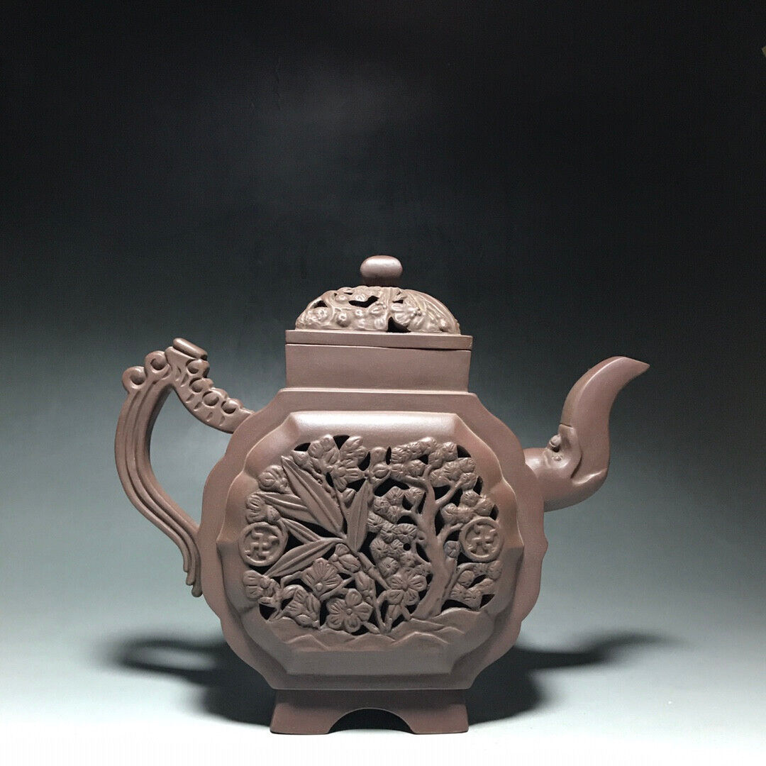 Chinese Yixing Zisha Clay Handmade Exquisite Teapot （镂空松竹梅 底款：如图）