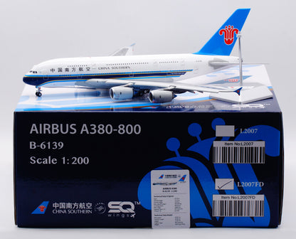 37CM 1:200 SQ Wings CHINA SOUTHERN AIRBUS A380 Passenger Airplane Diecast Model