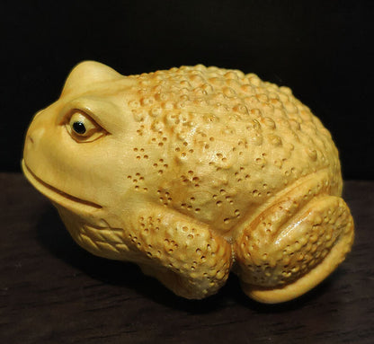 Chinese collection Boxwood Netsuke fortune Frog Toad hand piece table decoration