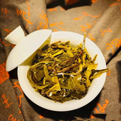 357g Yunnan 2021 Tea Jingmai Early Spring Cow Cake Handmade Puerh Tea Raw Tea