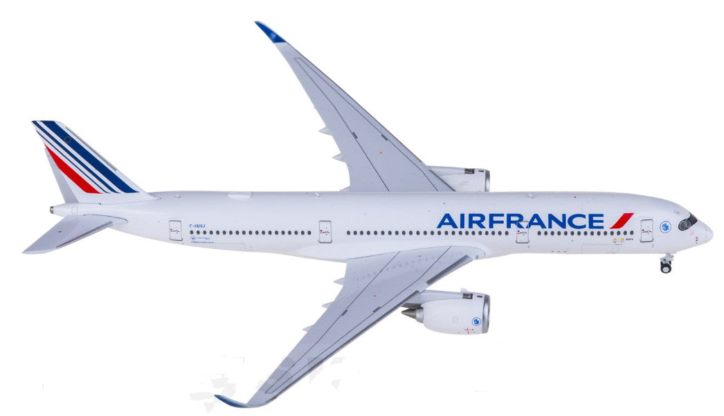1:400 AeroPolaris Air France Airbus A350-900 Passenger Airplane Diecast Model