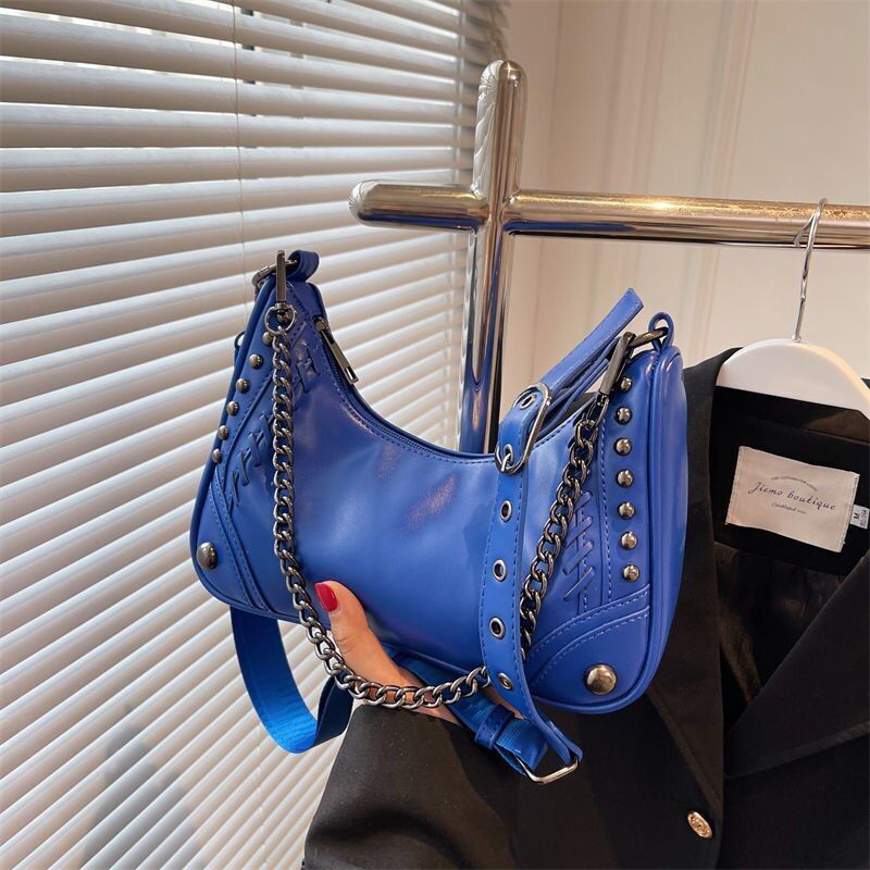 Gothic Bag Vintage Shoulder Bag Metal Chain Synthetic Leather Handbag 26*17*6 CM