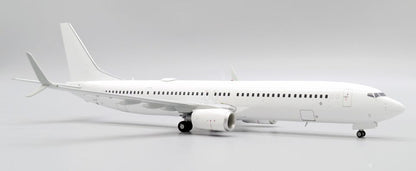 1:200 JC Wings BOEING 737-900 Passenger Blank Airplane Diecast Aircraft Model