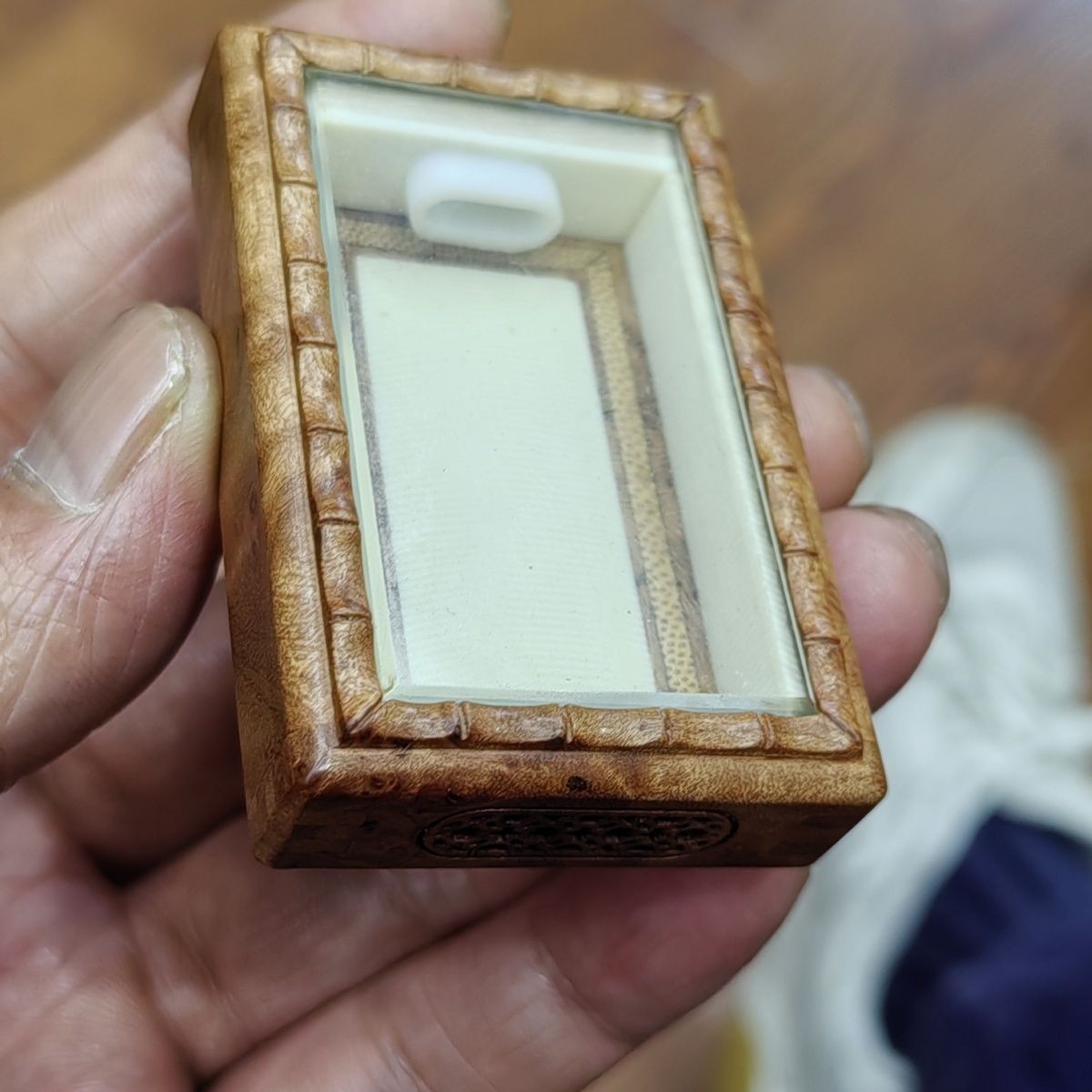Vintage Burl Wood Cricket Cage Zhang Shenglin 4.1x6.2x1.5cm