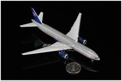 1:400 Phoenix UNITED AIRLINES BOEING 777-200 Passenger Airplane Diecast Model