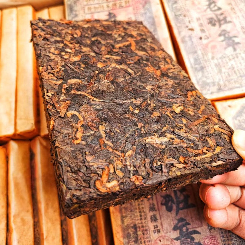 250 克 1980 年老挝禁令张老普二茶茶云南陈年茶砖 -