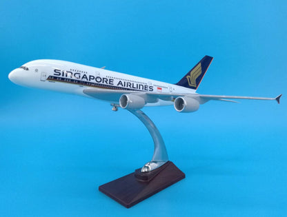 36CM SINGAPORE AIRLINES AIRBUS A380 Passenger Aircraft Resin Airplane Model
