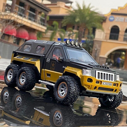 1:24 Military Armored Car Dicast Model Car Toy Off-road Vehicle Sound Light Kids
