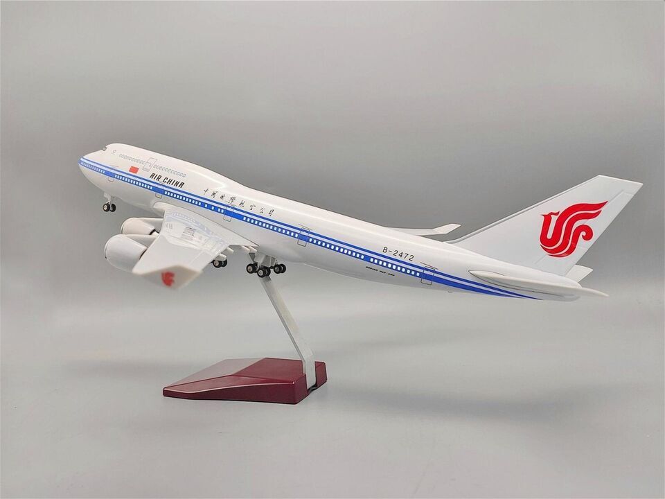 1:150 47CM AIR CHINA BOEING 747-400 Plane Led Sound-controlled Light Resin Model