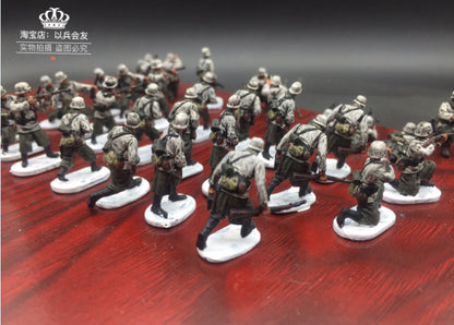 1/72 33Pcs World War II German Infantry Soldier Model Winter Snow Painting