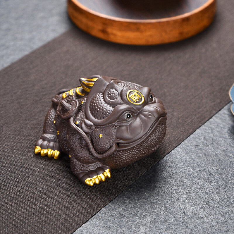 Wealthy Mascot Toad Statue Handmade Tea Pet Table Ornament Decoration Zisha Clay