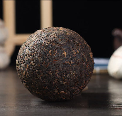 Yunnan Linchang Bingdao Ancient Tree Pu'er Tea Boiled Pu'er Tea-