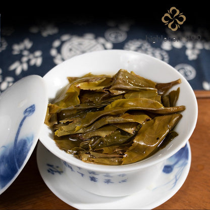 100g Raw Pu'er Tea Cake Maoerduo Yibang Ancient Tree Daily Drinking Bulk Tea