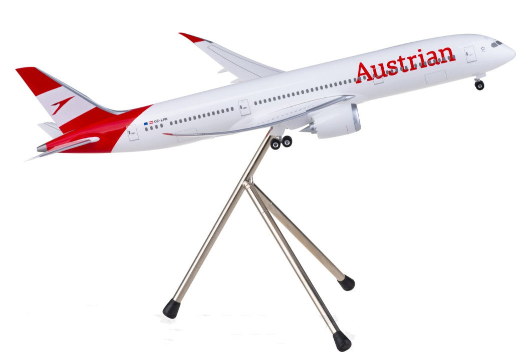 1:200 32CM Hogan Austrian BOEING 787-9 Passenger Airplane ABS Plastic Model
