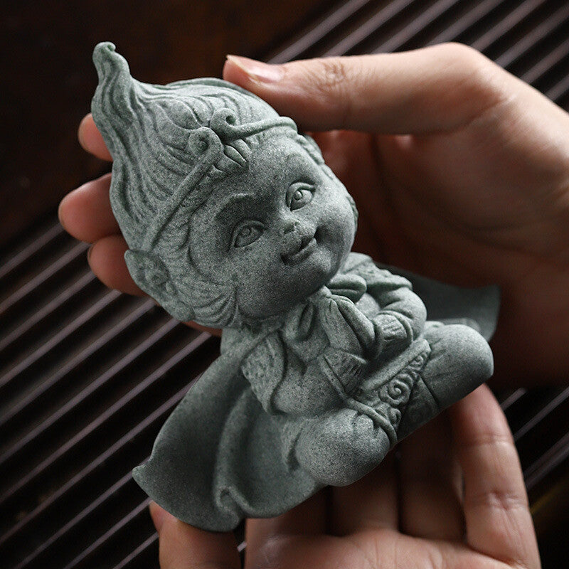 Black Myth-wukong Monkey King China Artware Sunwukong Statue With Stick Tea Pet