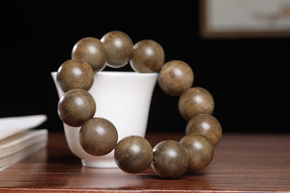 20mm Chinese Natural Eaglewood Handmade Exquisite Bracelets 31288