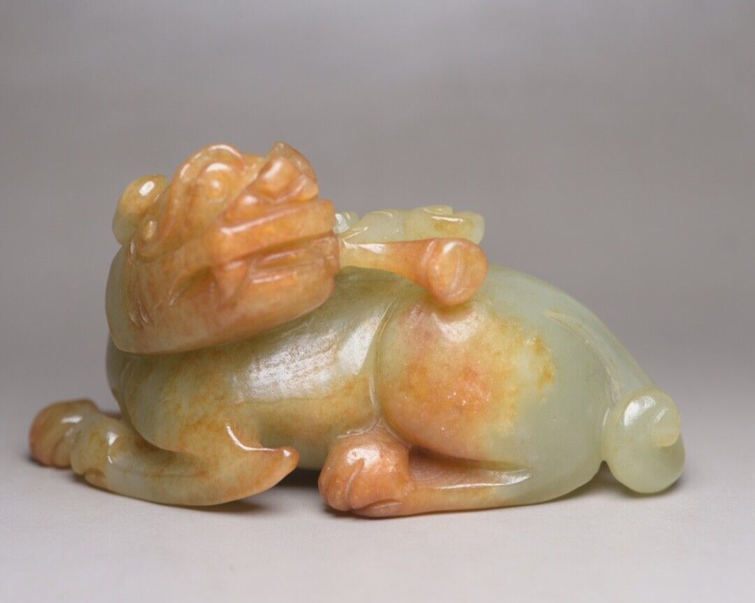 Chinese Antique Hetian Jade Carved Sculpture Exquisite Beast Statue Collections