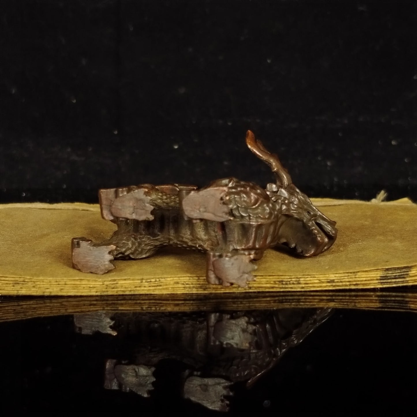 Antique Bronze Dragon Son Taotie Tea Pet Statue OrnamentChinese