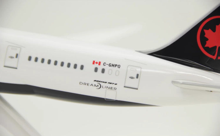29CM 1:200 Risesoon Air Canada Boeing 787-8 Passenger Aircraft ABS Plastic Model