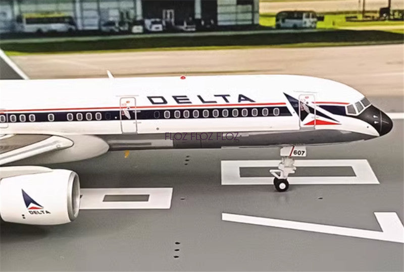 for GeminiJets for Delta for Boeing B757-200 N607DL 1:200 plane Pre-built Model