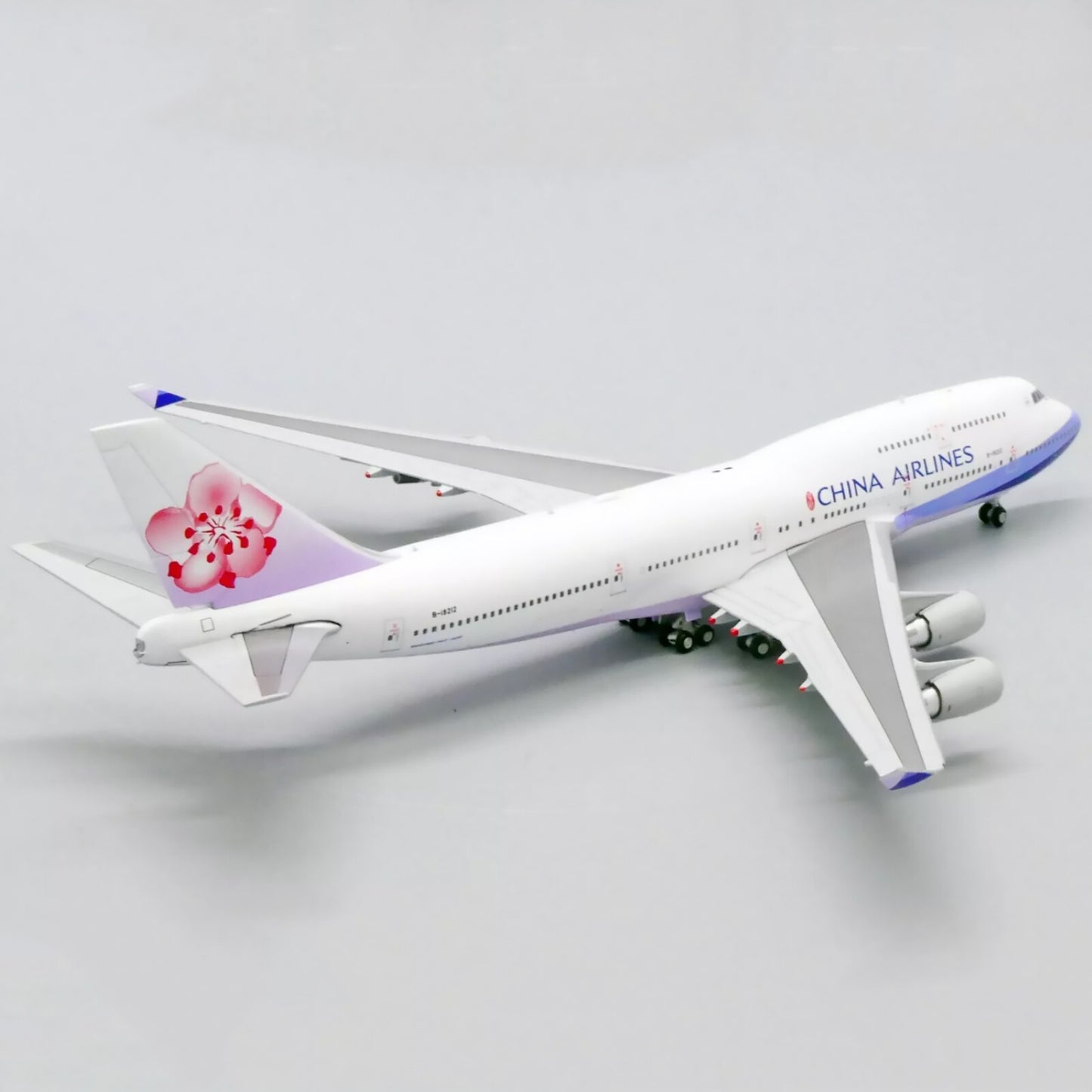 20cm Alloy 1/350 Scale China Airlines B747 Aircraft Model Display Gift
