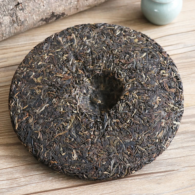 Milestone Green Cake * 2017/2018 BA JIAO TING Liming Pu'er Tea Raw Pu'er Tea 357g -