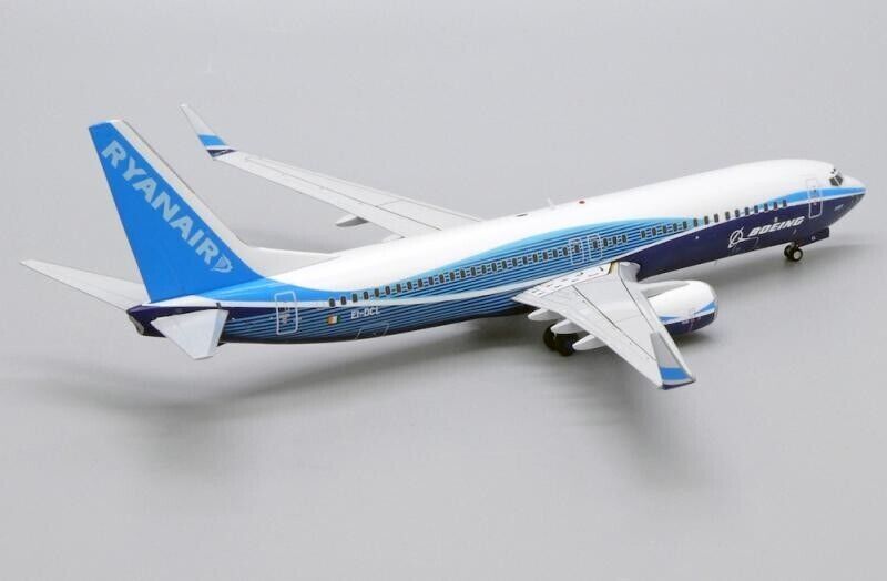 1:200 JC Wings RYANAIR BOEING 737-800 Passenger Aircraft Diecast Airplane Model