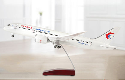 1:130 43CM CHINA EASTERN BOEING 787 Airplane Landing Gear Resin Aircraft Model