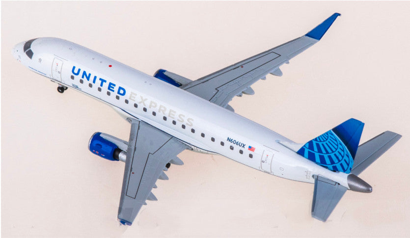1:400 Geminijets United Airlines Embraer ERJ-175 N606UX Airplane Diecast Model