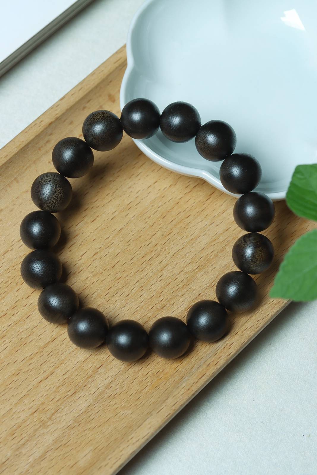 12mm Chinese Natural Eaglewood Handmade Exquisite Bracelets 30641