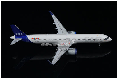 1:400 GeminiJets SAS BOEING A321neo Airplane Diecast Plane Aircraft Model