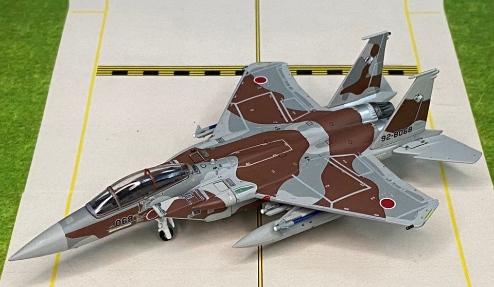 1:200 Hogan JASDF McDonnell Douglas F-15 92-8068 Fighter Diecast Aircraft Model