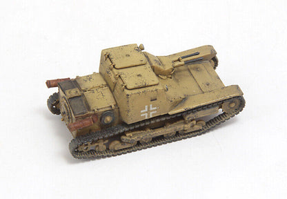 S-Model CP0031 1/72 German L3/33 CV33 Light Tank Sandy Color Finished Model