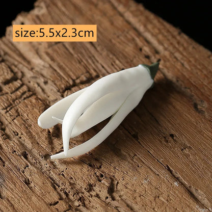 Chinese Ceramic Tea Pet Decoration Handmade Flower Shape Tea Teaware Accessories