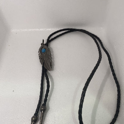Western Cowboy Bolo Tie Feather Metal Blue Bead Unisex Cos Necklace