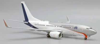 1:200 JC Wings Netherlands Government BOEING 737-700 Airplane Diecast Model