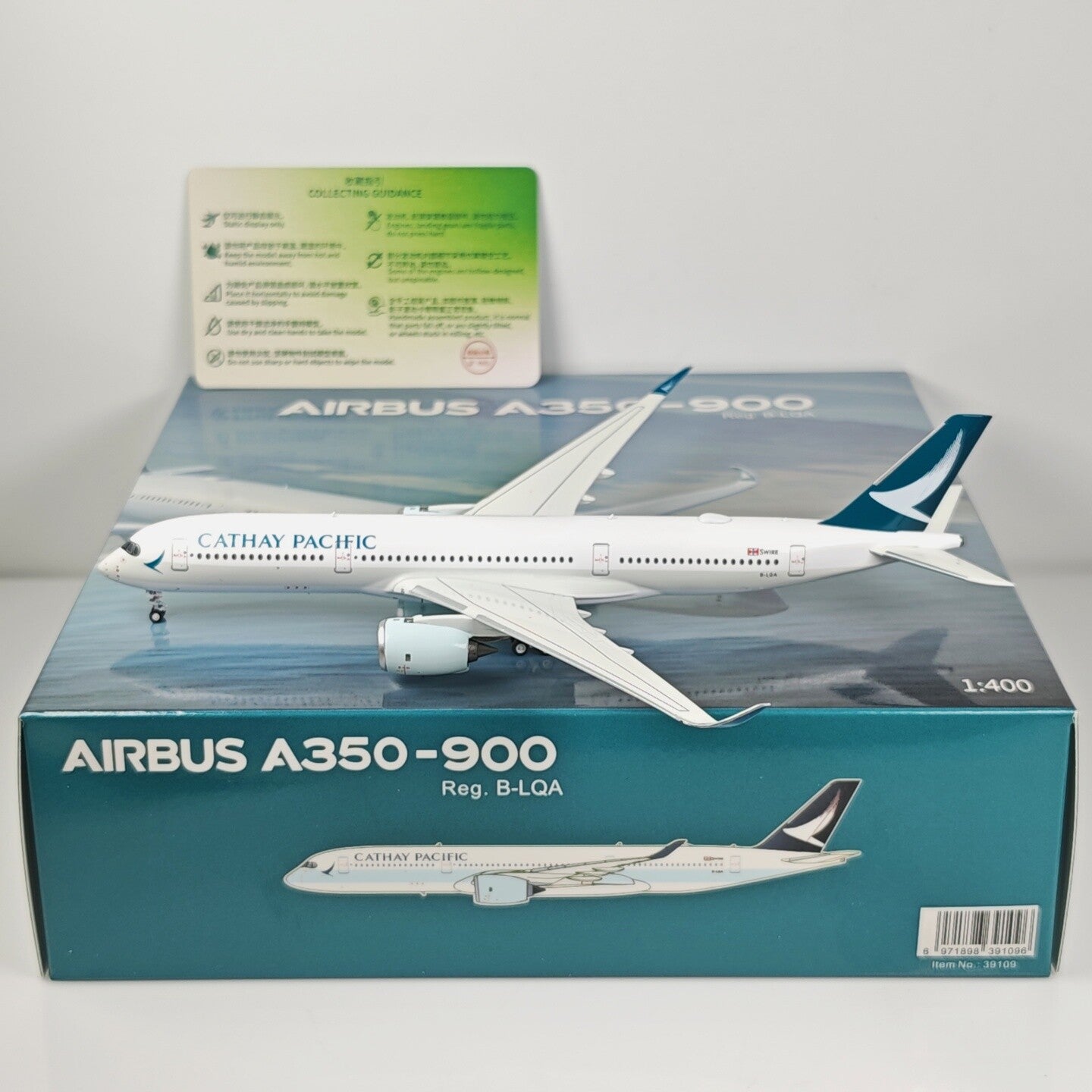 1:400 NG Model CATHAY PACIFIC AIRBUS A350-900 Airplane Diecast Aircraft Model