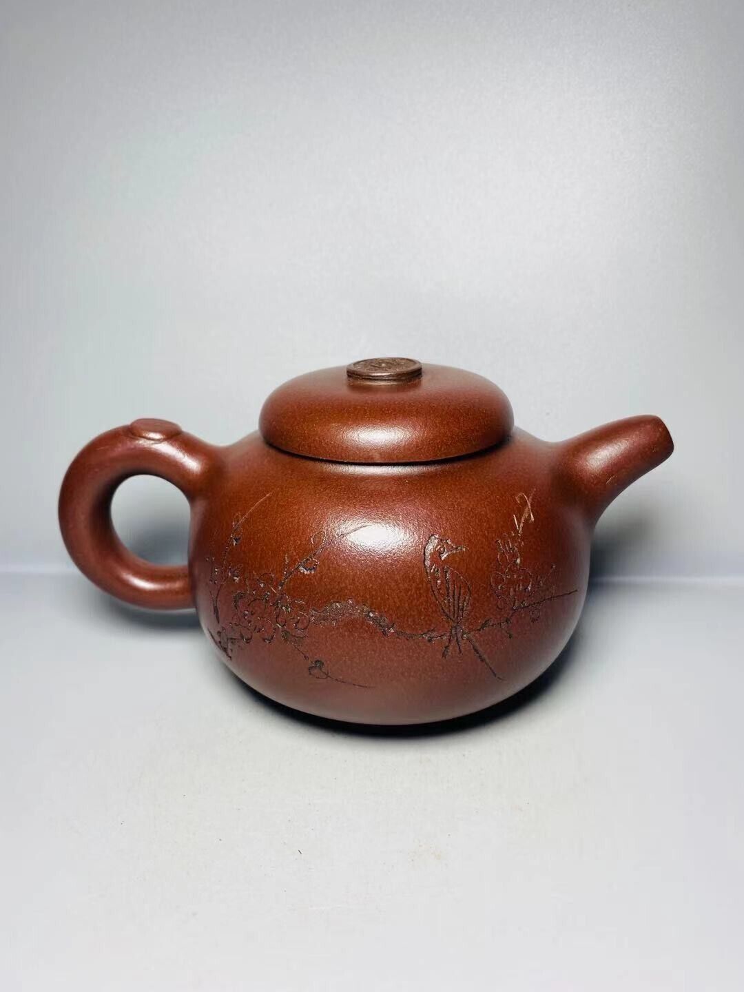 Chinese Yixing Zisha Clay Handmade Exquisite Teapot （招财进宝 底款：顾景舟）