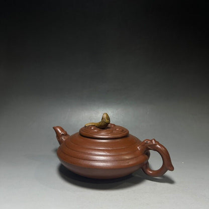 Chinese Yixing Zisha Clay Handmade Exquisite Teapot（如鱼得水 底款：顾景舟）